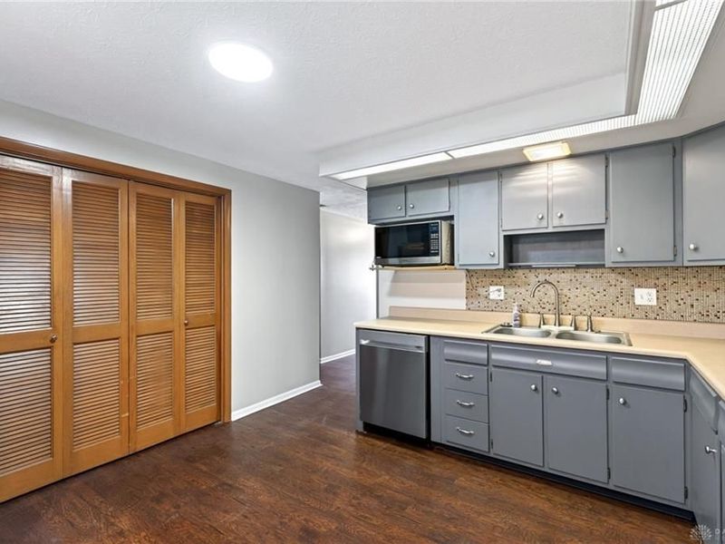 549 E Alkaline Springs Road, Vandalia, OH 45377 Photo 21