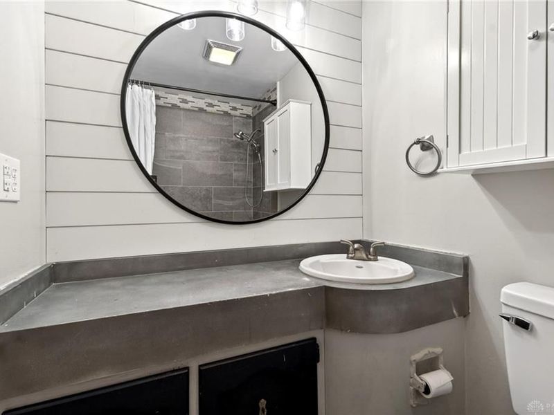 549 E Alkaline Springs Road, Vandalia, OH 45377 Photo 24