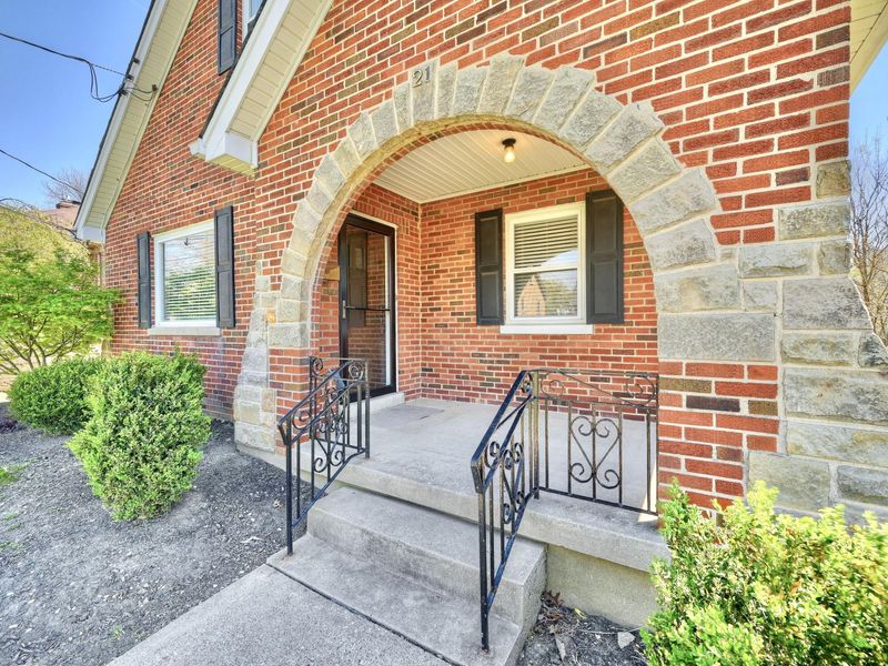 21 Augusta Avenue, Fort Wright, KY 41011 Photo 2