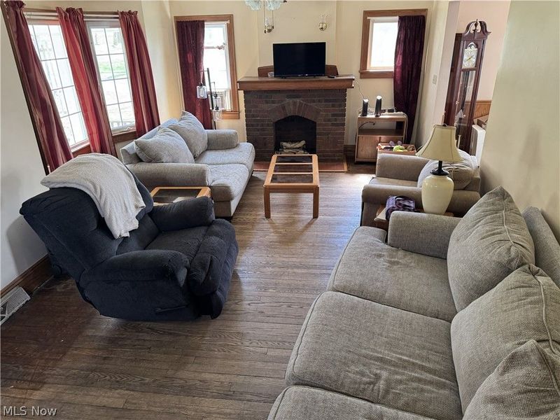 2112 Warren Avenue, Akron, OH 44320 Photo 5