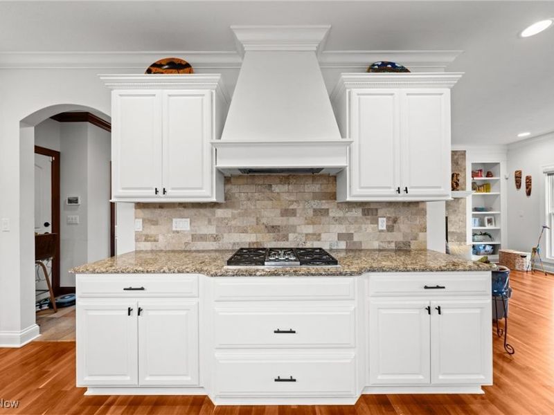 343 Glasgow Drive, Highland Heights, OH 44143 Photo 13