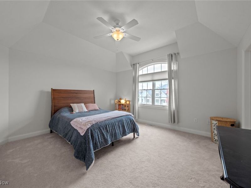 343 Glasgow Drive, Highland Heights, OH 44143 Photo 27