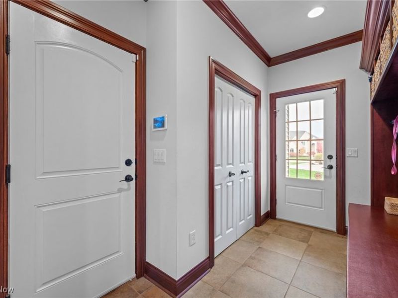 343 Glasgow Drive, Highland Heights, OH 44143 Photo 32