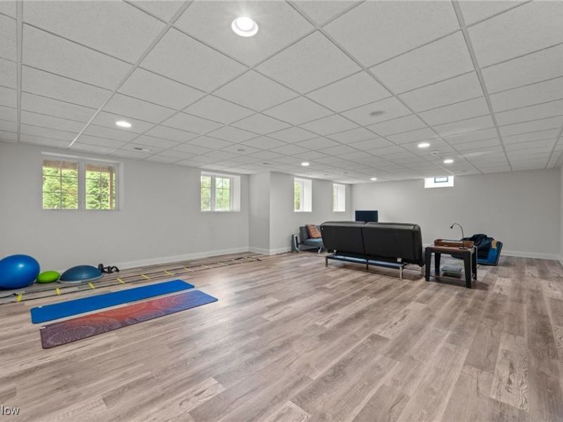 343 Glasgow Drive, Highland Heights, OH 44143 Photo 33