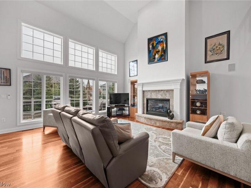 343 Glasgow Drive, Highland Heights, OH 44143 Photo 4