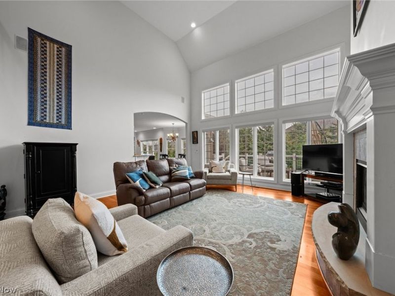 343 Glasgow Drive, Highland Heights, OH 44143 Photo 7