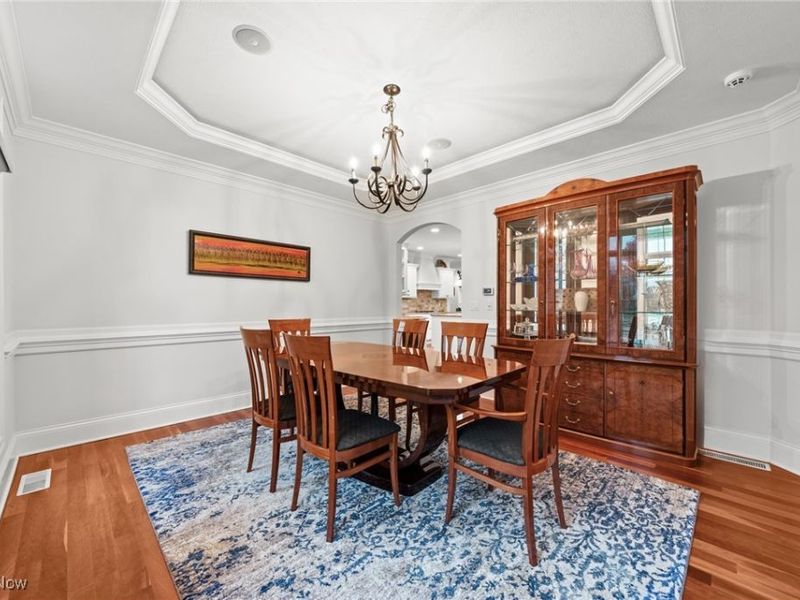 343 Glasgow Drive, Highland Heights, OH 44143 Photo 9