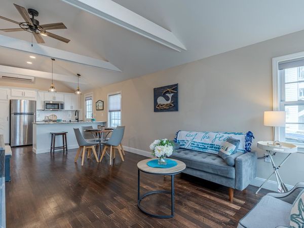 17 Kentville Terrace, Hampton, NH 03842