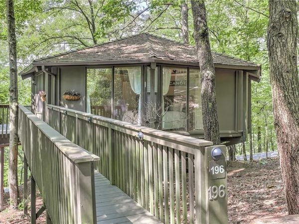 196 Treetopper Circle, Big Canoe, GA 30143