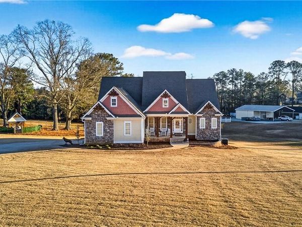 110 Riverbend Court, Mcdonough, GA 30252