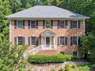 3404 Woodland Hills LN SW Roanoke, VA 24014