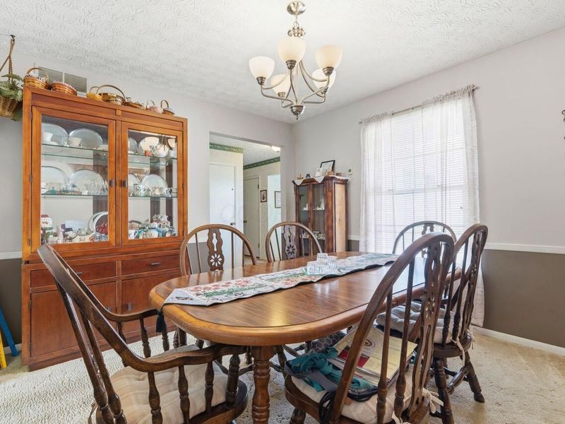 6881 Roundelay Road N, Reynoldsburg, OH 43068 Photo 13