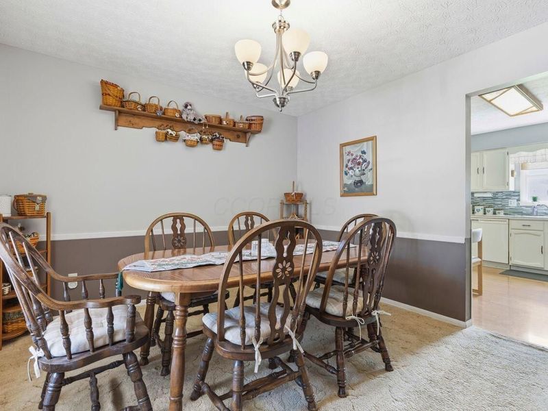 6881 Roundelay Road N, Reynoldsburg, OH 43068 Photo 14