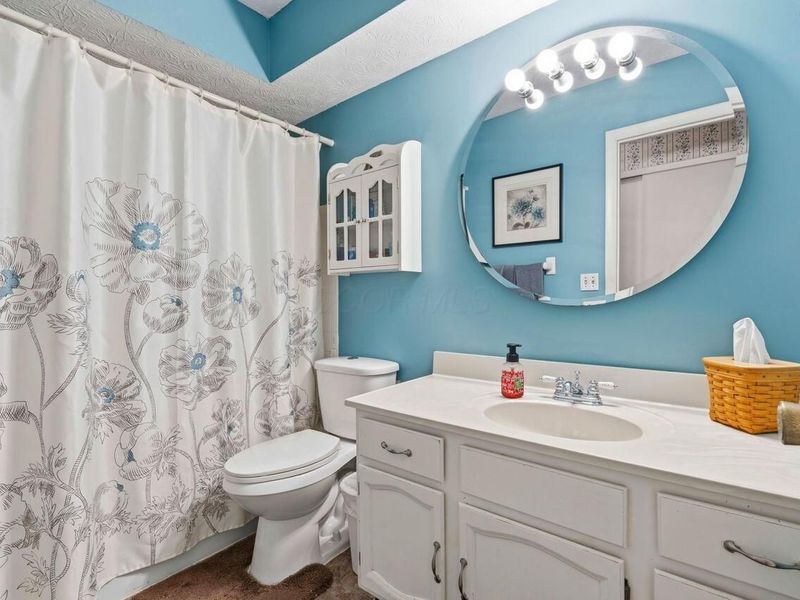 6881 Roundelay Road N, Reynoldsburg, OH 43068 Photo 16