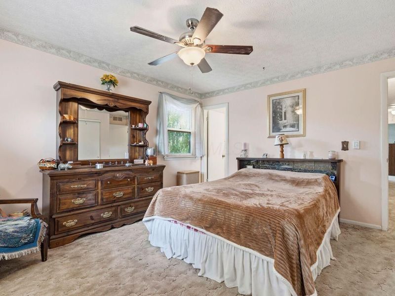 6881 Roundelay Road N, Reynoldsburg, OH 43068 Photo 19