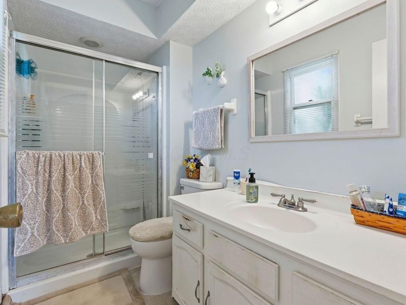 6881 Roundelay Road N, Reynoldsburg, OH 43068 Photo 20