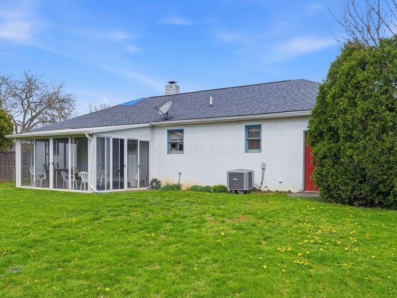 6881 Roundelay Road N, Reynoldsburg, OH 43068 Photo 25