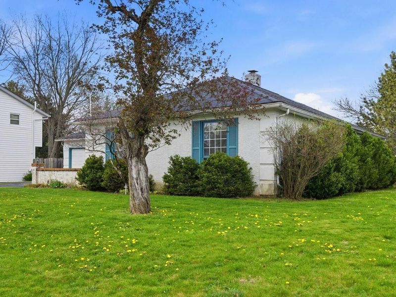 6881 Roundelay Road N, Reynoldsburg, OH 43068 Photo 3