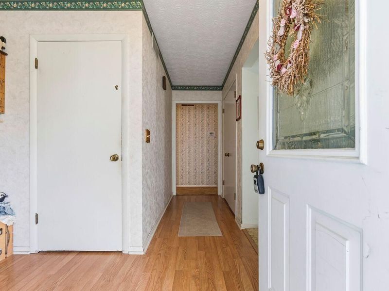 6881 Roundelay Road N, Reynoldsburg, OH 43068 Photo 4