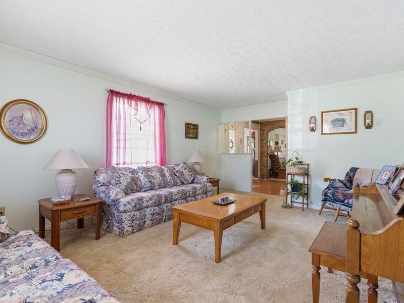 6881 Roundelay Road N, Reynoldsburg, OH 43068 Photo 9