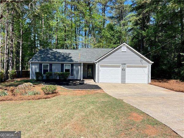 3384 Tia Trace NW, Kennesaw, GA 30152