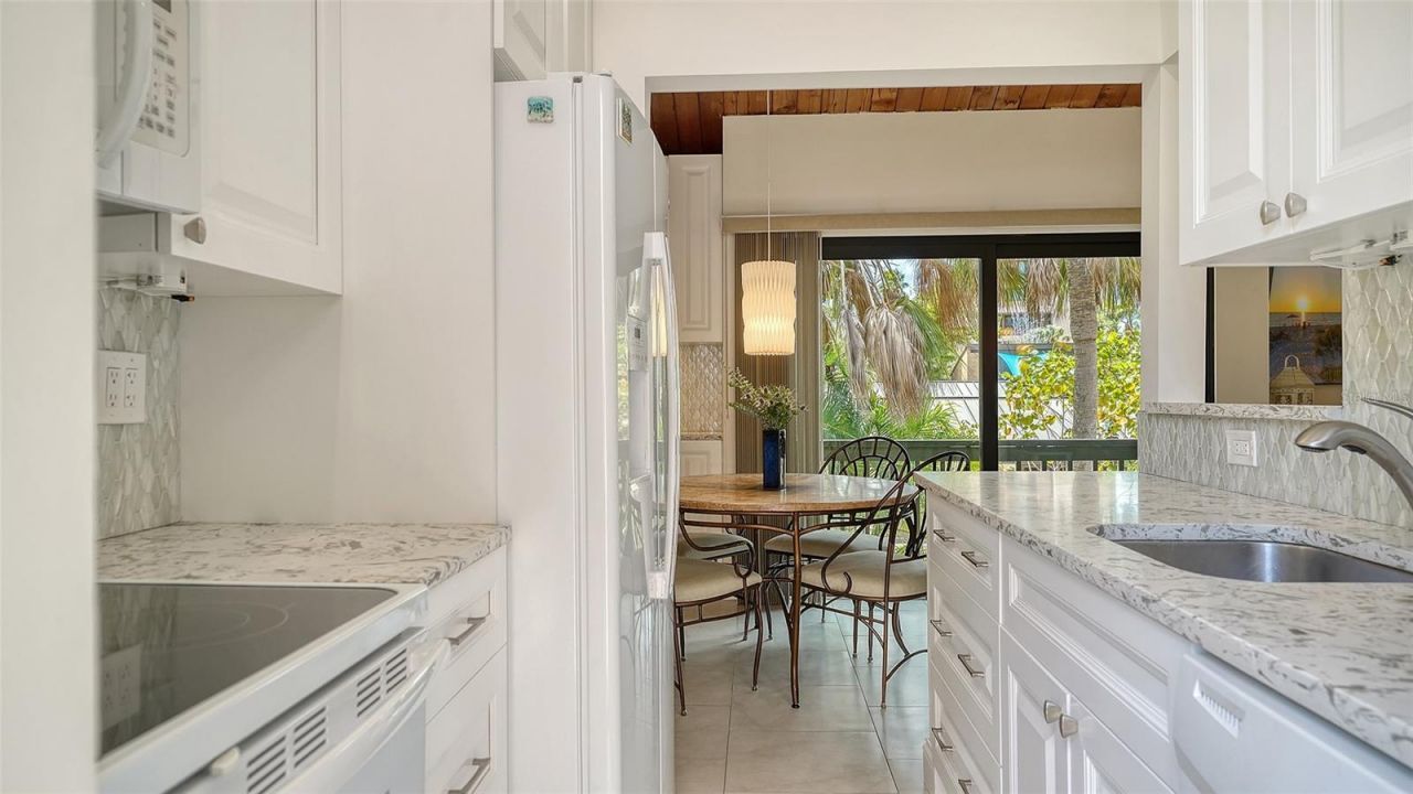 218 Pass Key Road, Unit 218, Sarasota, FL 34242 Photo