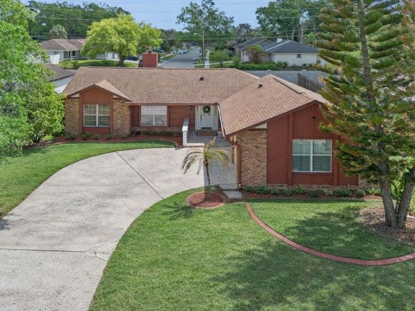 4136 TALL TREE DRIVE , ORLANDO, FL 32810