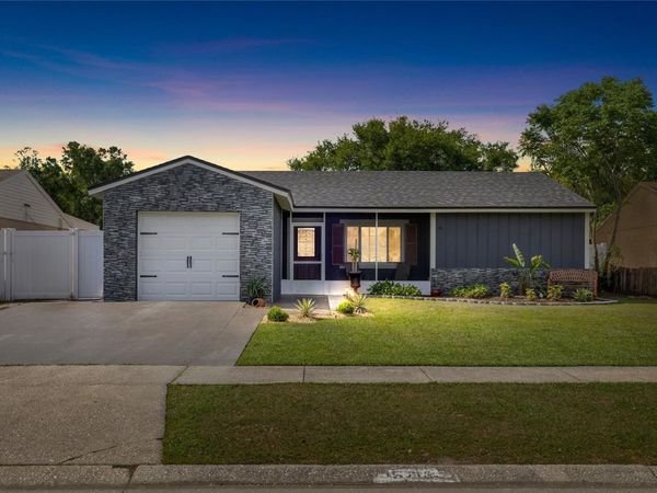 5716 RIDGESTONE DRIVE , TAMPA, FL 33625