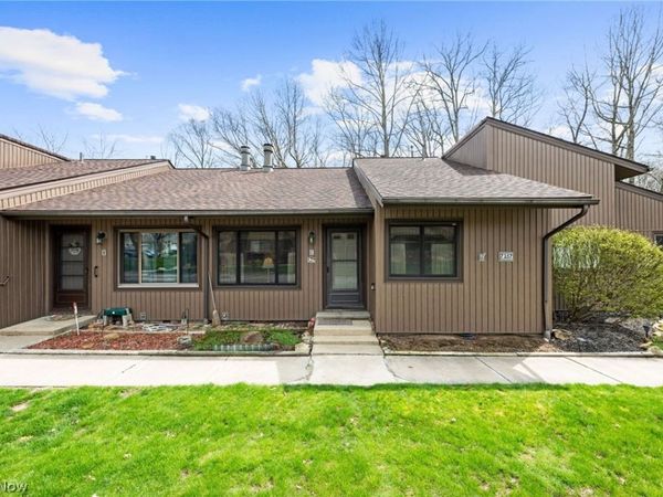 7357 Trailside Drive , Unit C, Northfield, OH 44067