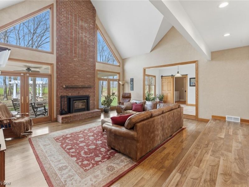 9946 Etling Drive, Marshallville, OH 44645 Photo 4