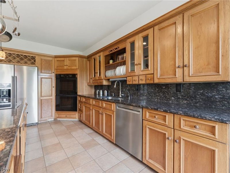 9946 Etling Drive, Marshallville, OH 44645 Photo 9