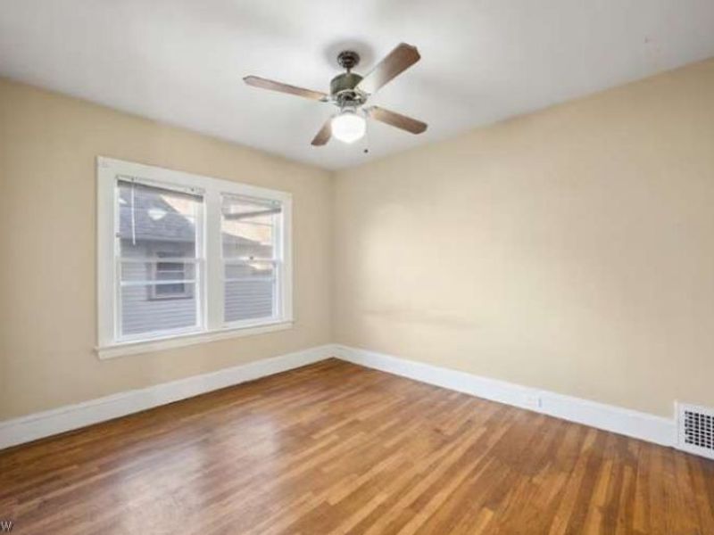 2609 Hampshire Road, Cleveland Heights, OH 44106 Photo 10