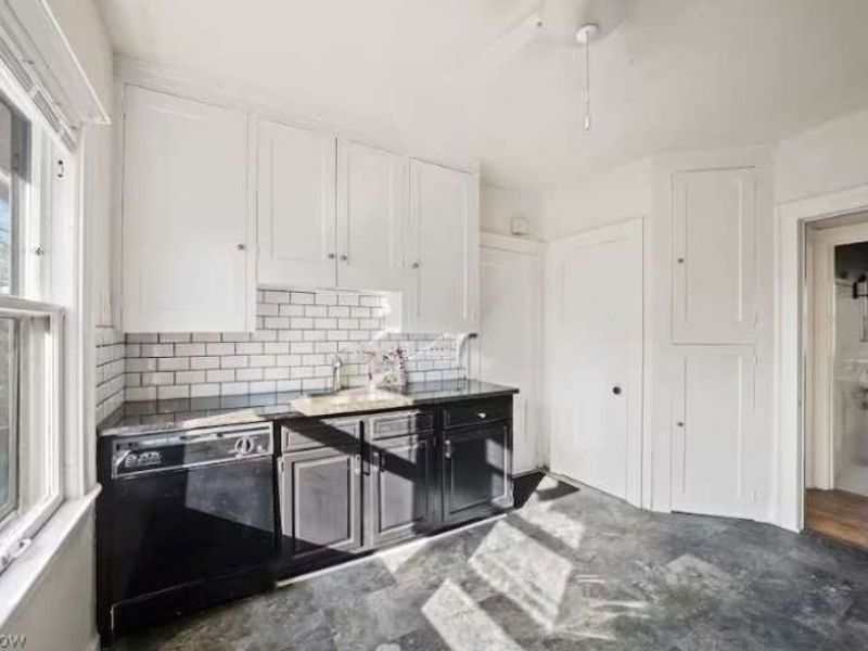 2609 Hampshire Road, Cleveland Heights, OH 44106 Photo 11