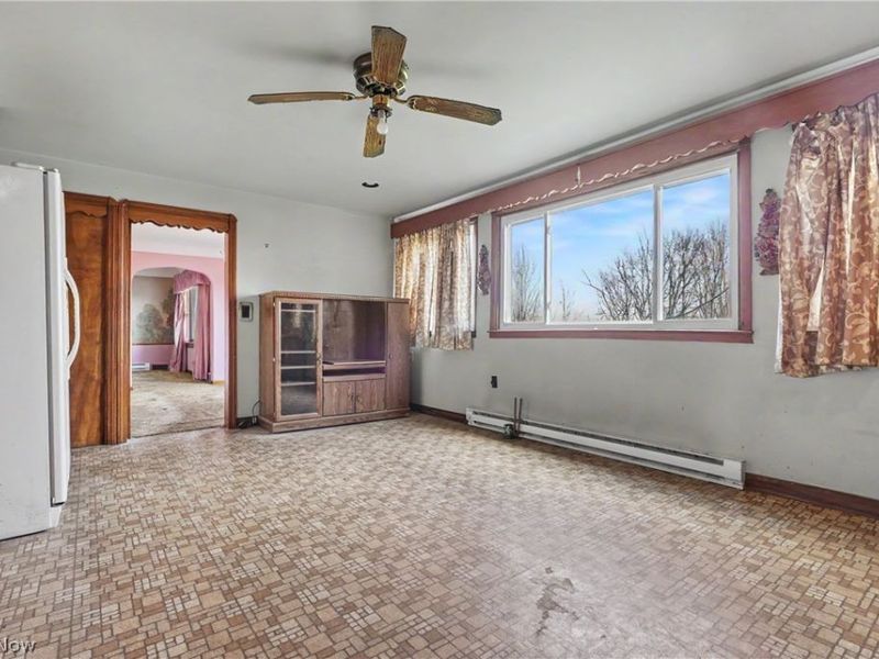 16790 Main Market Road, West Farmington, OH 44491 Photo 10