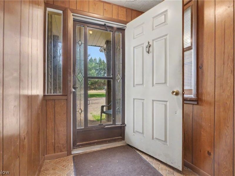 16790 Main Market Road, West Farmington, OH 44491 Photo 7