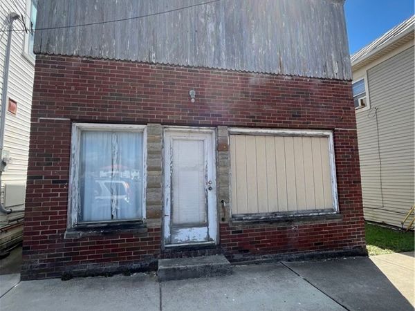 22 W Buckeye Street , West Salem, OH 44287