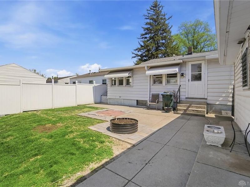 2220 Sheffield Street, Middletown, OH 45044 Photo 38