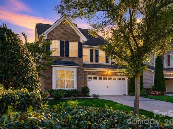 4418 Forest Gate Lane, Charlotte, NC 28270