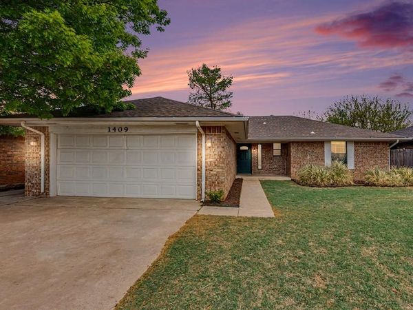 1409 Wilcox Lane, Yukon, OK 73099