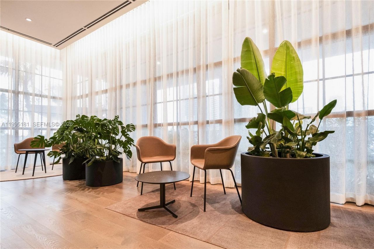 159 NE 6th Street, Unit 3310, Miami, FL 33132 Photo