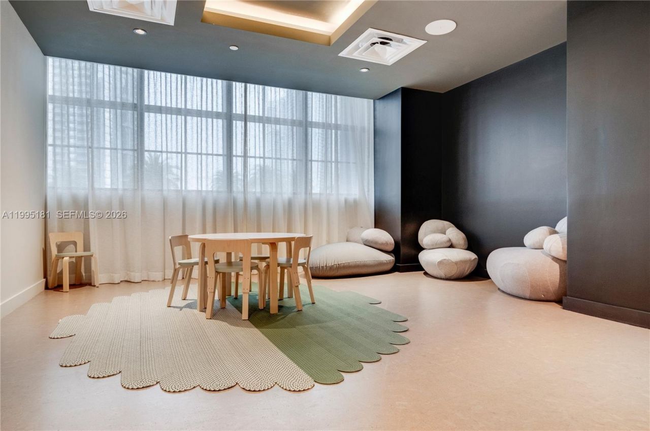 159 NE 6th Street, Unit 3310, Miami, FL 33132 Photo