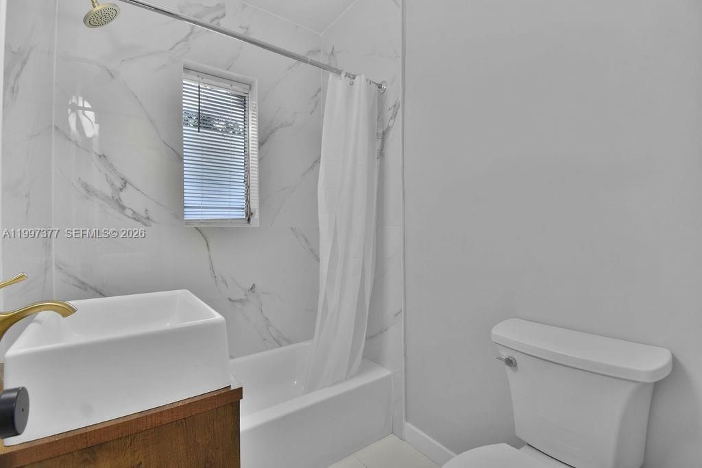 547 NW 49th St, Unit ., Miami, FL 33127 Photo