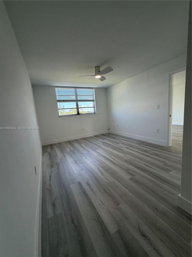 2980 Point East Dr, Unit D311, Aventura, FL 33160 Photo