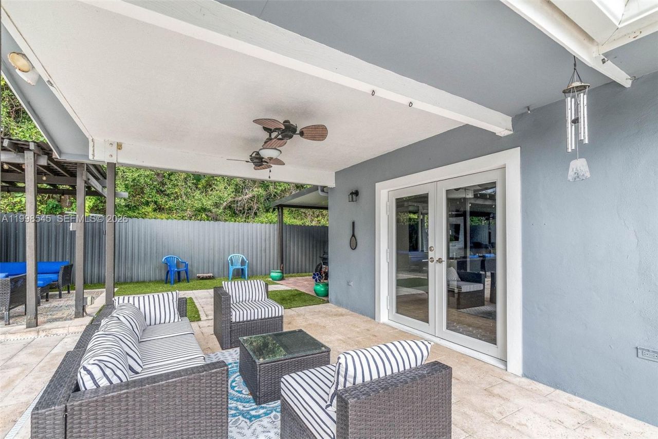 17420 SW 84th Ct, Palmetto Bay, FL 33157 Photo