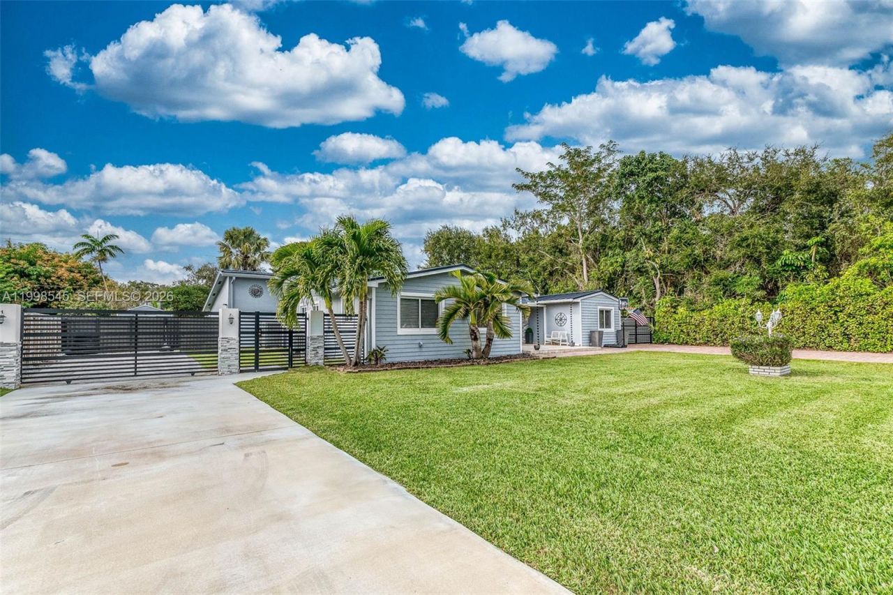17420 SW 84th Ct, Palmetto Bay, FL 33157 Photo