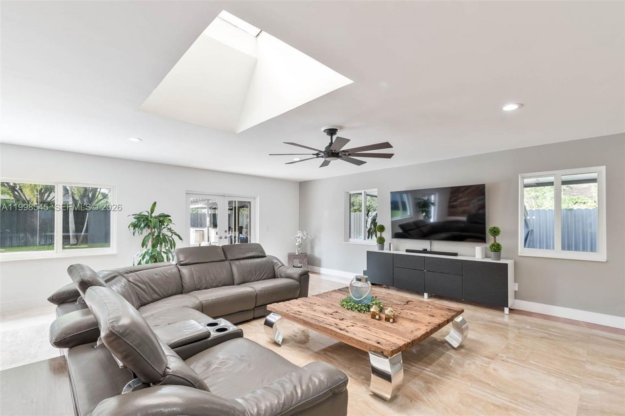 17420 SW 84th Ct, Palmetto Bay, FL 33157 Photo