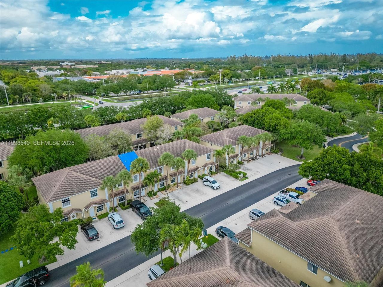 365 SW 122nd Ave, Pembroke Pines, FL 33025 Photo