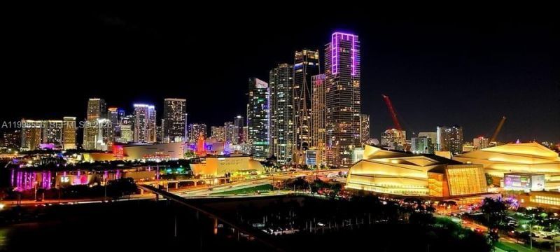 555 NE 15th St, Unit 26J, Miami, FL 33132 Photo