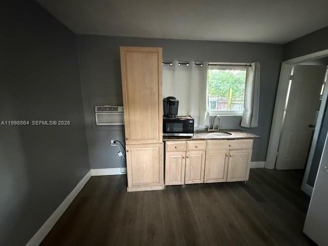 4148 SW 24th St, Fort Lauderdale, FL 33317 Photo