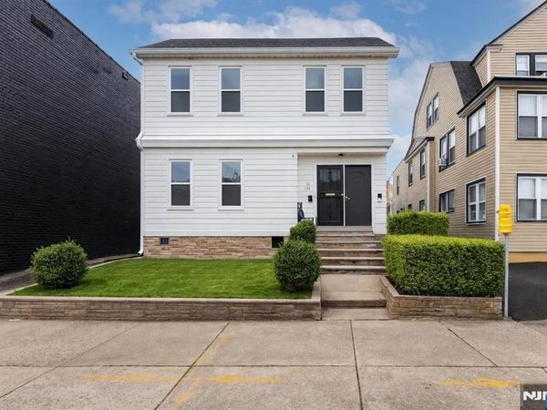 135 Tremont Avenue, EAST ORANGE, NJ 07018